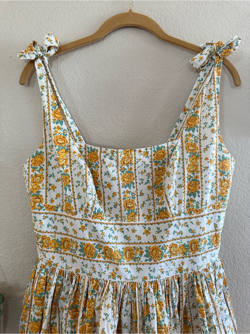 Yellow Floral Tie-Shoulder Sundress - Picture 2 of 7